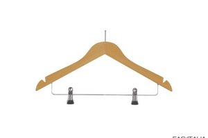Grucce in legno naturale con pinze personalizzate